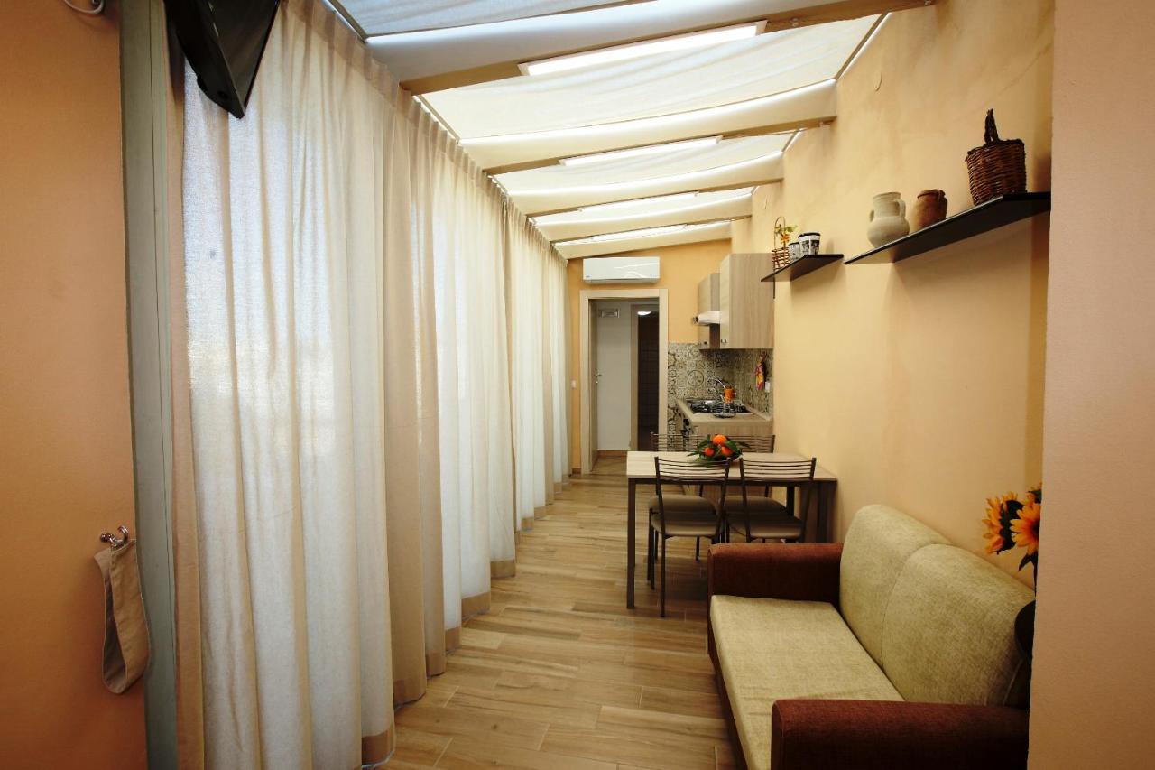 Re Sole Case Vacanze - Esclusivo Attico M A R T E Con Spaziosissima Terrazza Solarium Attrezzata Avola Exterior foto