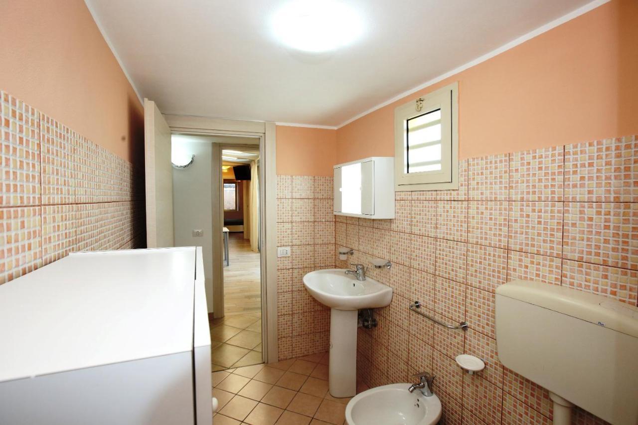 Re Sole Case Vacanze - Esclusivo Attico M A R T E Con Spaziosissima Terrazza Solarium Attrezzata Avola Exterior foto
